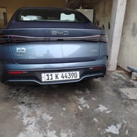 بيوايدي صيل 6 رقم بغداد سياره ع وضع الشركه  فول عده الفتحه حساس خلفي و...