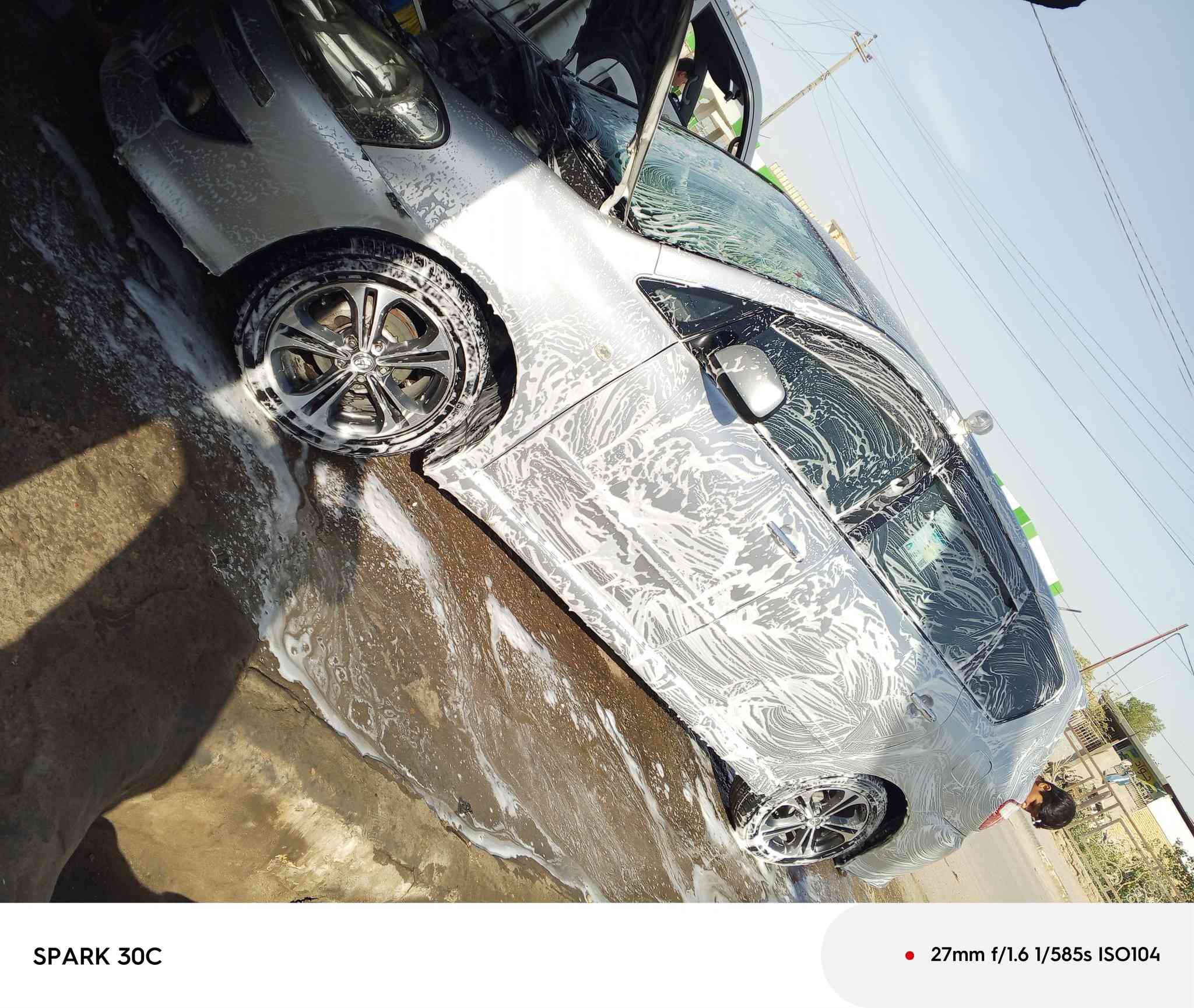 سلام عليكم ابصم موديل 2003فراشه مكفوله من ضربه وصبغ السياره بسمي رقم تولي باقي على الستلام مكاني ديوانيه غماس السعر 125وبيه مجال هاذه رقمي ***********
