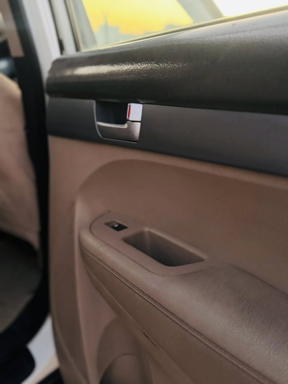 السلام عليكم للبيع سورنتو موديل 2014خليجي
كفاله من كلشي محرك 4سلندر 7راكب سنويه جديده ماشيه 195-الف 
مال جني سياره حيل جديده المكان بابل الحله للاستفسار 

 للاتصال ☎️***********////***********
السعر عند الاتصال

ترهم مراوس حسب القناعه
