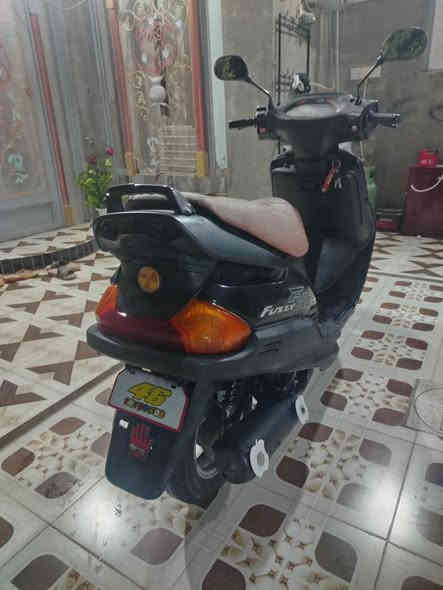 السلام عليكم
اقرا التفاصيل واتصل واني بالخدمه 

للبيع دراجة فراشه سرعه 140  شرط بوشه بلادي شلعه معدل كهربائيات كلها شغاله ما بيها شي ما يشتغل فقط الاشاير ما تشتغل محرك شرط الفحص  لا تنقيص ولا تبخير لا نضوح كلها على وضع الشركه دبلات بلاديات فول امامي وخلفي شرط لايت زنون شغال بك لايت شغال هندر دفره وحده سلف شغال عايزها باتري فقط تايرات جدد قبغ بانزين جكمجه جنطه كله علسويج قفل ستيرن كلمن سويجه وحد استانه تعليك استان صفح جاملغ خلفي بلادي جفايات يدأت بلادي كفرات اصلي شرط بلاديه مو تجاريه مري مال شركه كامله مكمله خير من الله وصور كدامك واحلى من صور قبل شوي اخذتهن

السعر 375 وبيه مجال حك الجيه.

للاتصال علرقم
***********
