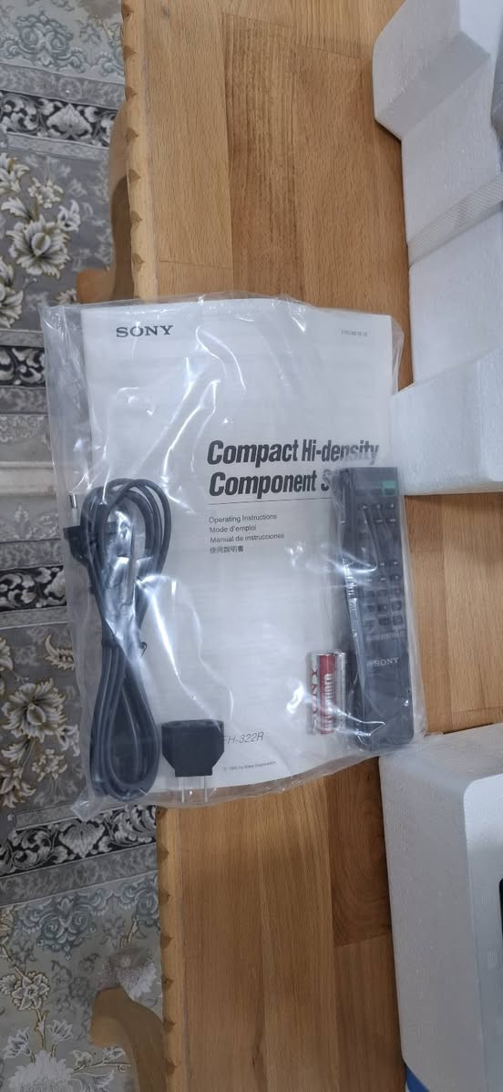 مسجل راديو ياباني ماركة SONY FH 322R
جديد غير مستخدم مع كافة الملحقات
راديو 3 موجات 
كاسيت قلاب 
اكولايزر
ريموت كونترول
السعر النهائي : 150 الف


**إذا كنت صاحب هذا الإعلان وتريد حذفه لأي سبب، رجاءا أرسل رسالة إلى الدعم الفني**