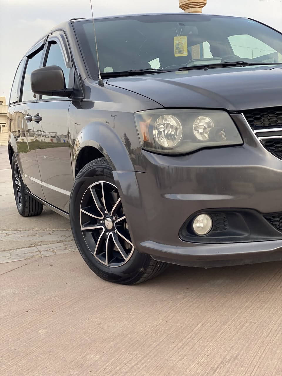 السلام عليكم
دوج كرفان 18 GT اعلى فئه للبيع
السعر (160 )
التفاصيل داخل المنشور


**إذا كنت صاحب هذا الإعلان وتريد حذفه لأي سبب، رجاءا أرسل رسالة إلى الدعم الفني**