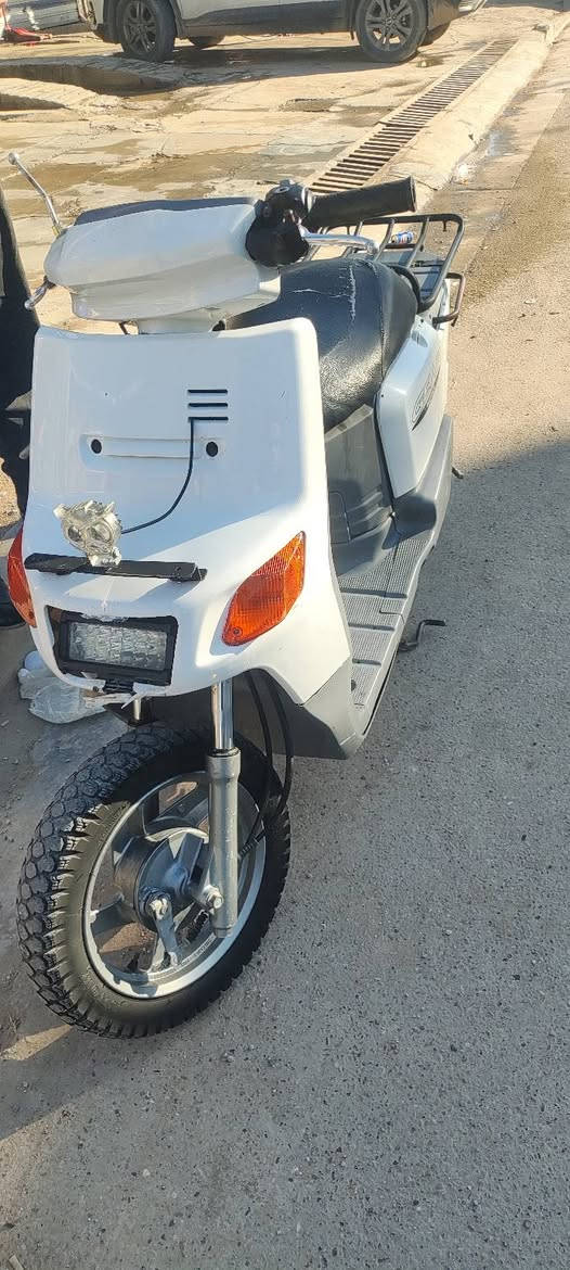 السلام عليكم دراجة بيكم للبيع نضيفة كلشي شغال بيهة كهربأيات دبلات نضيفة السعر 225
رقم الهاتف ***********
