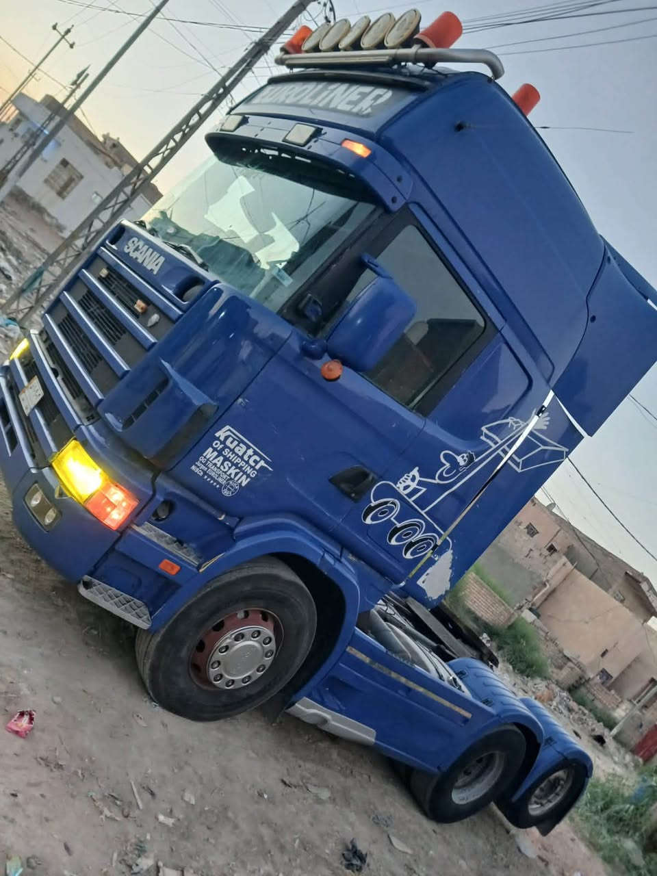 سكانيه للبيع موديل ٢٠٠٠ تخم تاير كير ٣/٣ مكينه ٤٢٠ انجكتر لاتنقيص ولاتبخير رقم نجف مربوطه افلات باج بطن رتايدر مكان السياره بابل المسيب ***********
