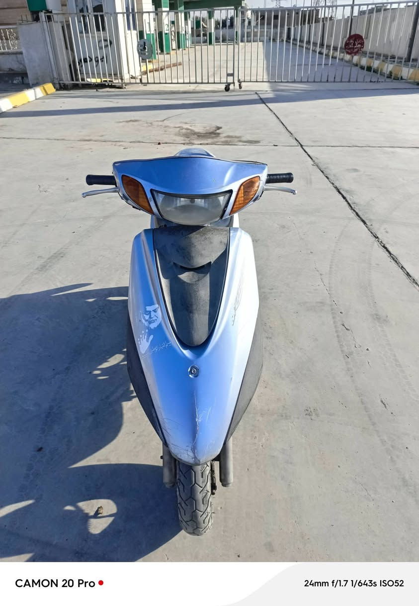 (دراجه) ابريز للبيع (550$ ) بلاديه ما مفتوح بيها برغي كفرات مختمه الدوره ابو الدشير (رقم الهاتف***********
