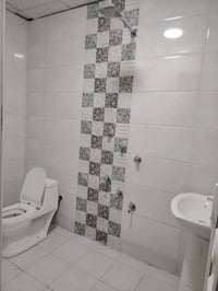 بيت للايجار طابق واحد العنوان سريدات جديدة المربع الثاني قرب سنتر ملاك...