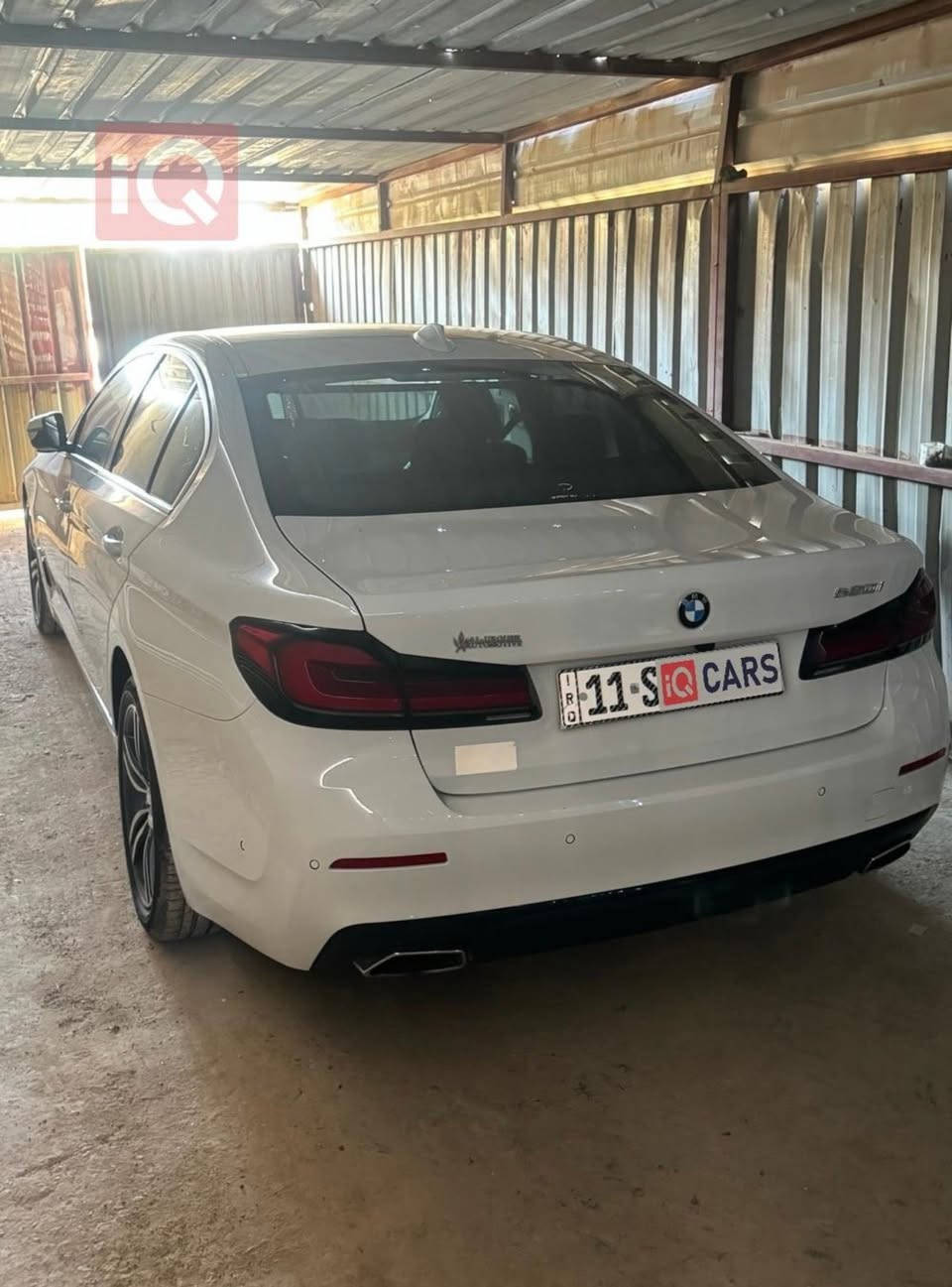 للبيع
 BMW 2022 i520 وكاله عروش
سعر 32,000$ 
السياره بيها تعديل بارد بصندوك بالأضافه الى طخه اسفل الباب  (الدوسه)ورصعه بجاملغ الخلفي فقط 
مكان بغداد الدوره
***********
