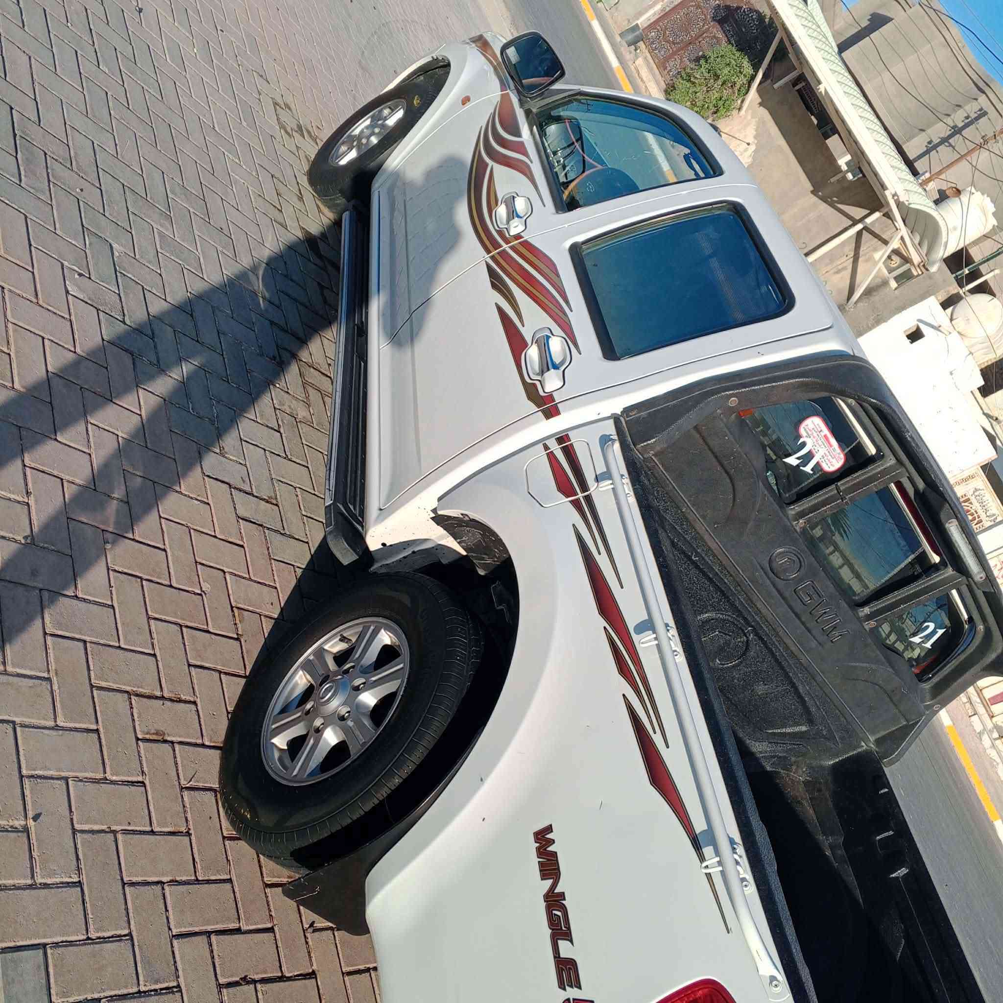 السلام عليكم كريت ويل للبيع
مكفول رقم قادسية  ماشية 118 مكاني الديوانية 
الحمزة الشرقي السعر 113 رقم ***********
