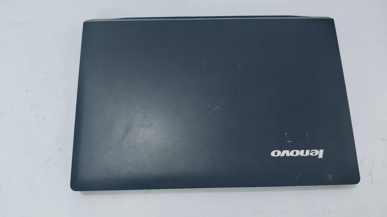 لابتوب للبيع
الماركة: Lenovo
​المعالج (CPU): Intel Core i5 (الجيل الرابع - i5-4200M) بسرعة 2.50 GHz.
ذاكرة 256GB
​الذاكرة العشوائية (RAM): بحجم 4 جيجابايت (4GB DDR3). قابل للتطوير 
الهارد ssd سريع جدا 
الشاشة 15.6 بوصة
​نظام التشغيل: ويندوز 11 
ملحقات كامل شاحنه +جنطه
السعر 175الف


**إذا كنت صاحب هذا الإعلان وتريد حذفه لأي سبب، رجاءا أرسل رسالة إلى الدعم الفني**