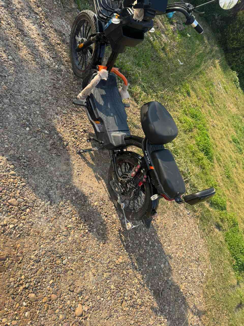 دراجه شحن جديده معنى لكلمه ماشيه خمس بطاريات سعر ٥٠٠بيه مجال. مكلف بنشرهاذا رقم صاحب دراجه راسلو واتساب ***********
