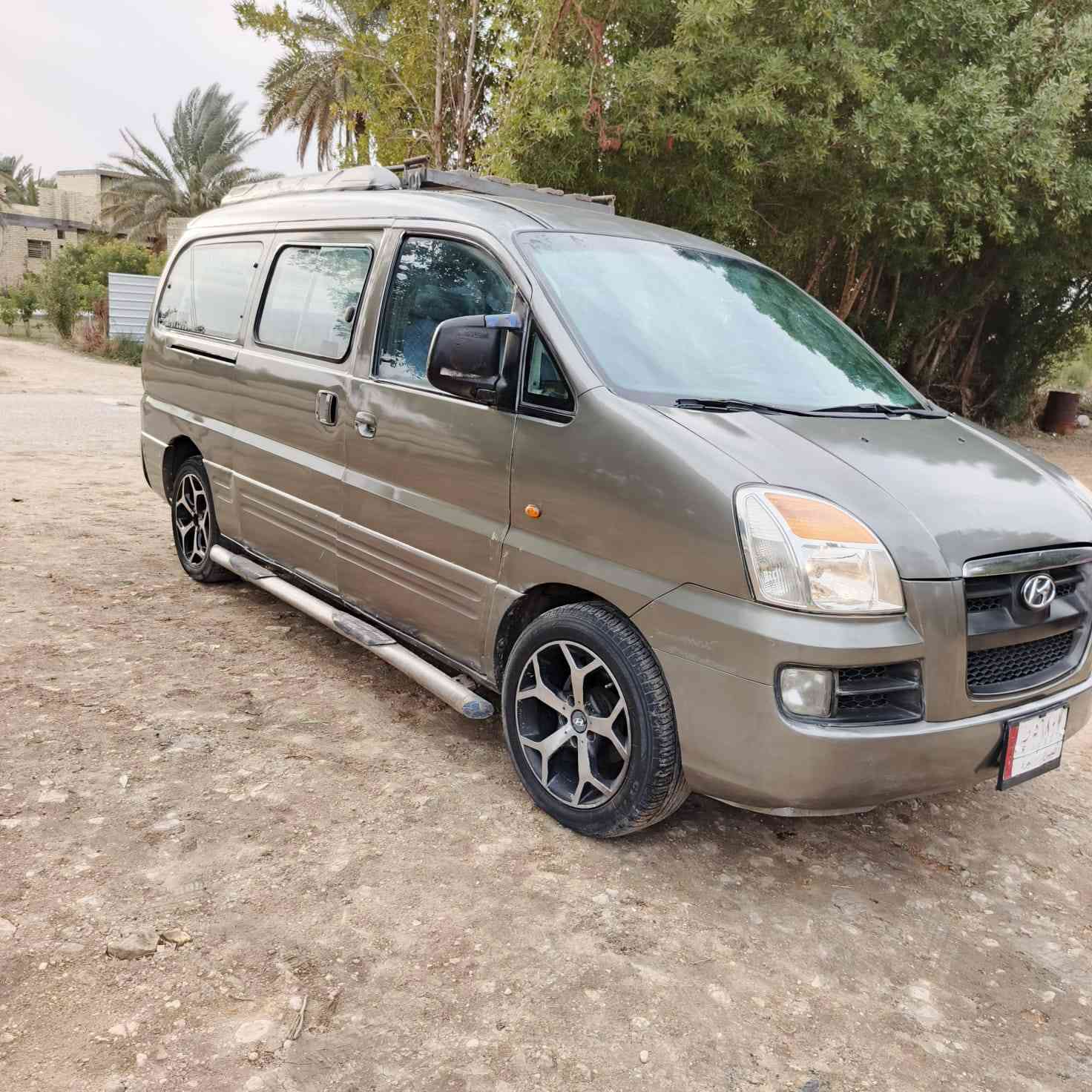 للبيع ستاركس 2001 محدثه سبعه 2007 مسكر.  11 راكب  كير اوتو ماتيك مكينه وكير كفاله سياره كفاله عامه من الضربه صبغ جماليه فقط حداديه خير من الله تخم تاير جديد سياره احلا من الصور. رقم بصره تحويل ثاني يوم السعر 57 بيه مجال بسيط المكان بابل الاتصال ***********
