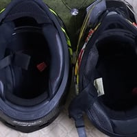 خوذ اصليه ماركات وحده كاربون فايبر والاخره مال قفاز وجماعت تزويد للاست...