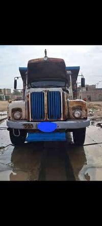 اسكانيه 111 بغداد موديل 81للبيع 07903327976