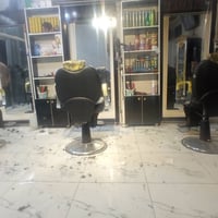 كراسي • عدد ٣ • شارع الحوزة