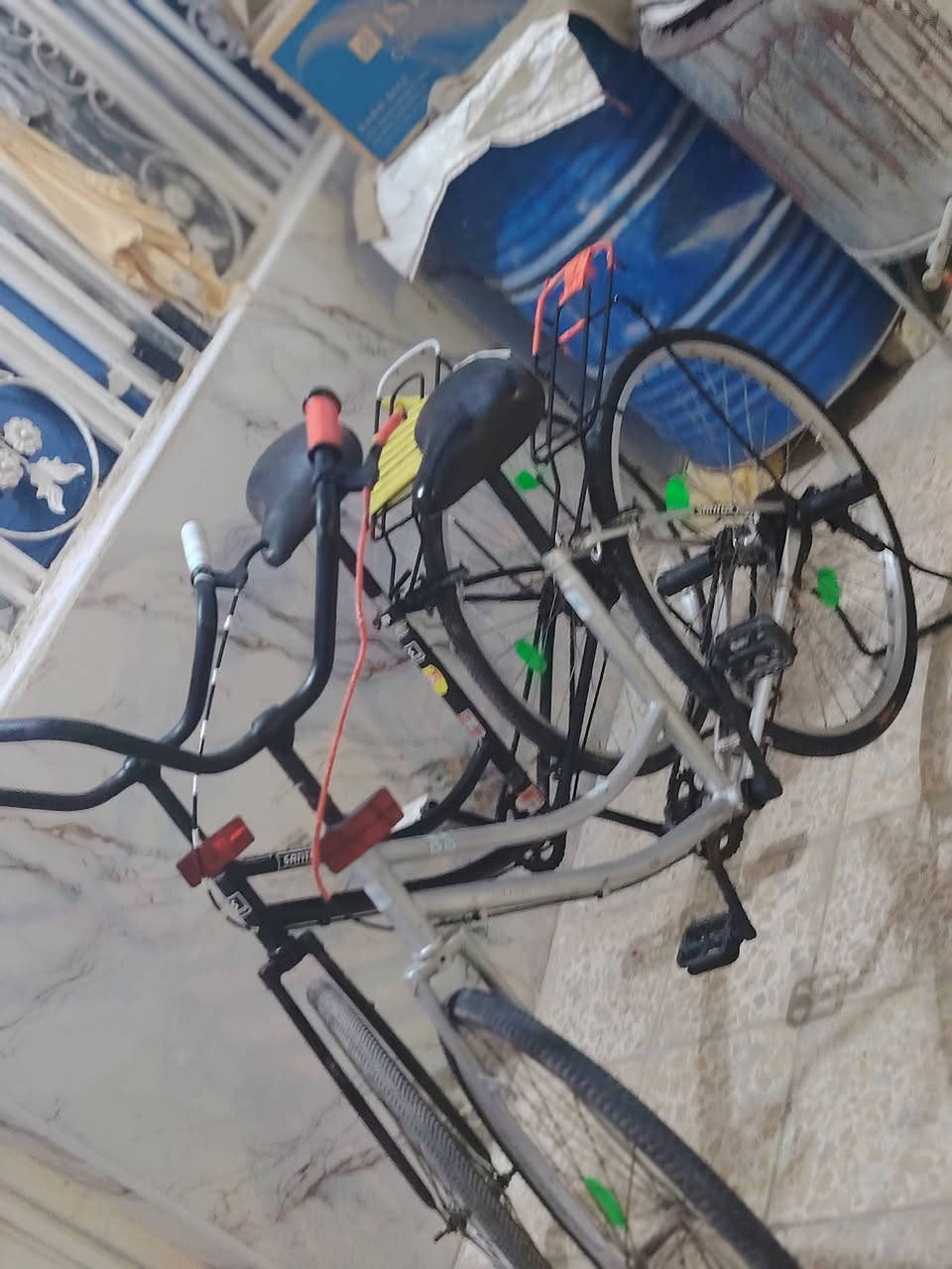 سلام عليكم بيسكلات للبيع
الأسود تعمير سعره 65 بي مجال 
الرصاصي بلادي60 بي مجال 
مكان ميسان عبيجه
*********** واتساب /او خاص
