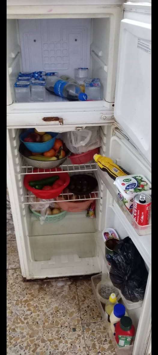 للبيع ثلاجه ع فحص 70
  كنتور 85
عربانه 40
اوفن 20
ميز مرايه 20مستعجل على بيعتهن


**إذا كنت صاحب هذا الإعلان وتريد حذفه لأي سبب، رجاءا أرسل رسالة إلى الدعم الفني**