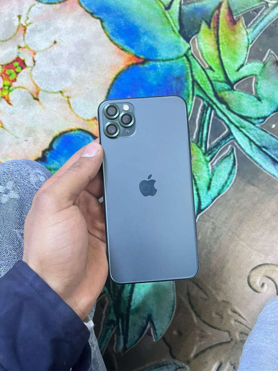 السلام عليكم عندي آيفون 11برو ماكس نضيف 100/100لا مفتوح ولا شايف صيانة بكاني بطارية 75بكاني بغداد الشعلة موجود خاص هاذة رقمي ***********
