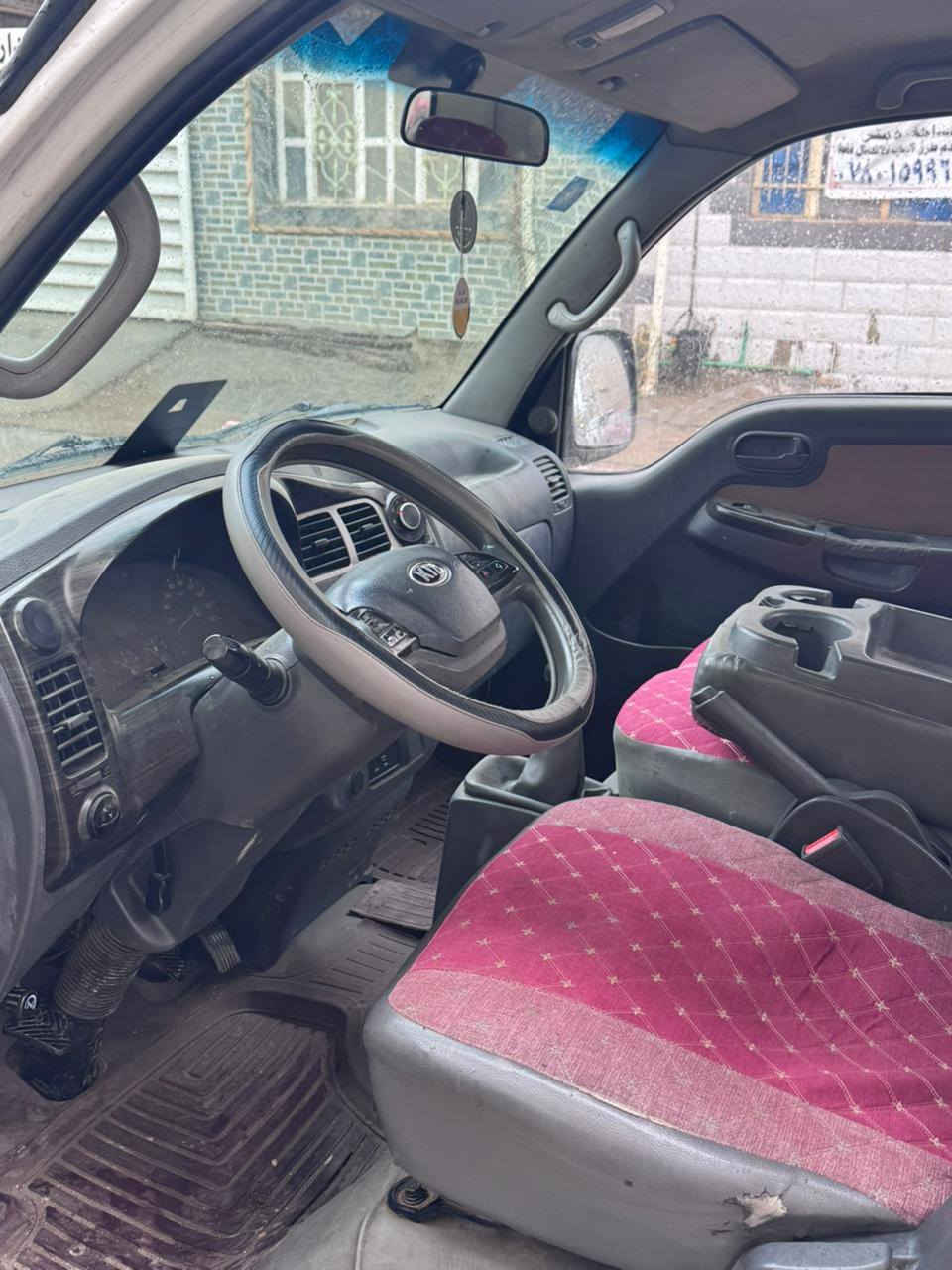 كيا نثيه 2019
محرك 2700
تخم تاير جديد
سياره بأسمي
هزه جديده 
تحكم مري
محجر وياهه
بيه منظومه زنون 
شراي يتصل 
مكان نجف
***********
