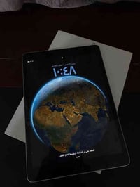 ايباد جيل 9 ذاكره 64 نظافته 99 بطاريته تقريباً 85 كامل ملحقات كارتون ش...