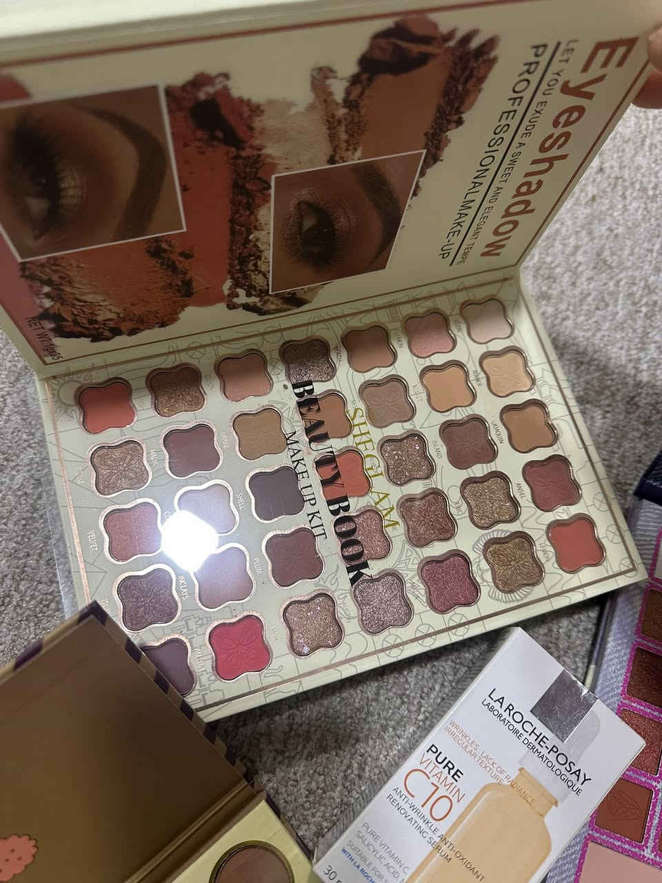 هاوڕییان بابەتی خسولو دژە خۆر و موکیاج و بابەتی رۆتینی پیست مان هەیە زۆربەی مارکەی شیگلام 
کیلۆی تەنها ۱۷ هەزار بە کیلۆیەک چەند پارچەیەکی باشت بۆ دەرەچیت قازانجیکی باشە بۆ داواکردن نامە بنیرن تکایە کەس معامەلە نەکات


**إذا كنت صاحب هذا الإعلان وتريد حذفه لأي سبب، رجاءا أرسل رسالة إلى الدعم الفني**