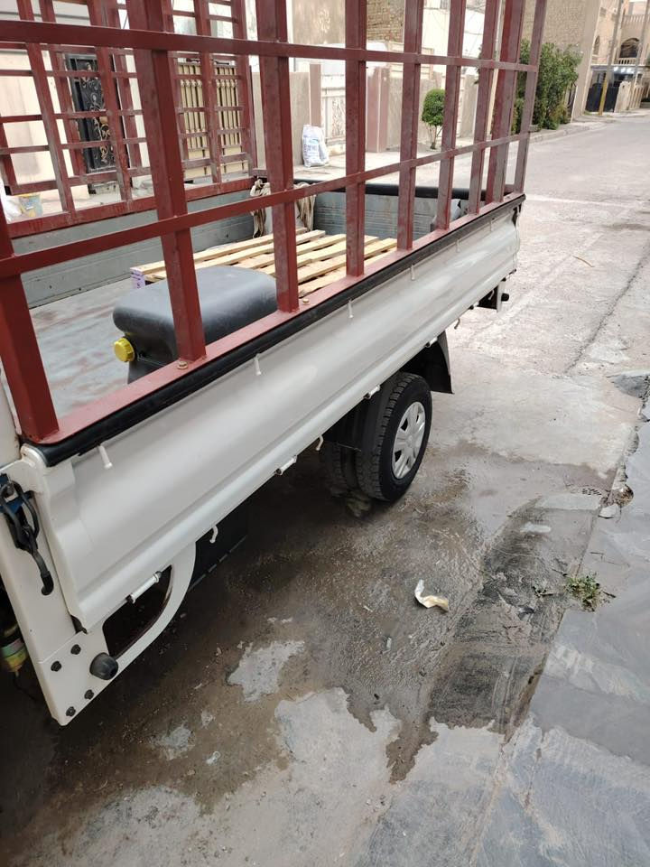 كيا بنكو مديل2018 رقم بغداد الماني مشروع وطني إنكليزي سنويه2028  كير محرك اكسن شاصي رقم شاصي كفاله تبريد ثلج تخم تاير جديد حداده جديده كهربائيات كلهة شغاله السياره بلاديه ع وضع الشركه 
السعر127ورقه وبيه مجال العنوان بغداد الدوره
الهاتف ‭0774 978 1121‬
