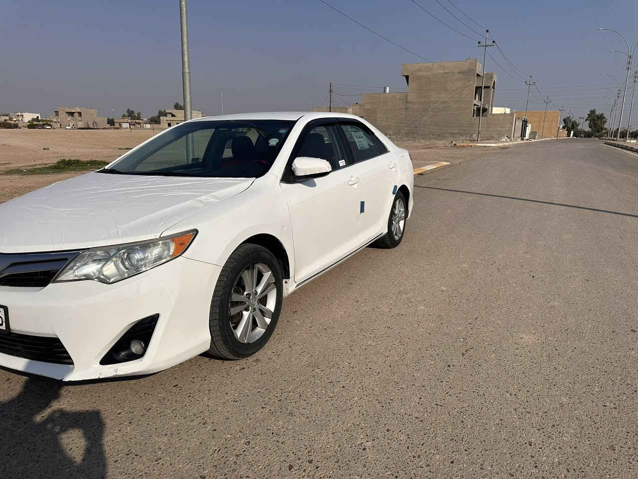 السلام عليكم
تيوتا كامري وارد امريكي 2013 
ما بيها ضربه حار 
فقط رش چاملغات خلفيه بدون تبديل بدون داخل 
باب خلفي عكس السائق مبدل بلاد 
گير محرك خير من الله 
مواصفات Le 
ادامه محرك كله كامل 
رقم سليمانيه 
راعيها موجود و يحول 
سنويتها سقطت 
للبيع او المراوس ب كورولا 
مكانها صلاح الدين العلم او تكريت 
سعرها 140 
للتواصل واتس او اتصال 
***********
