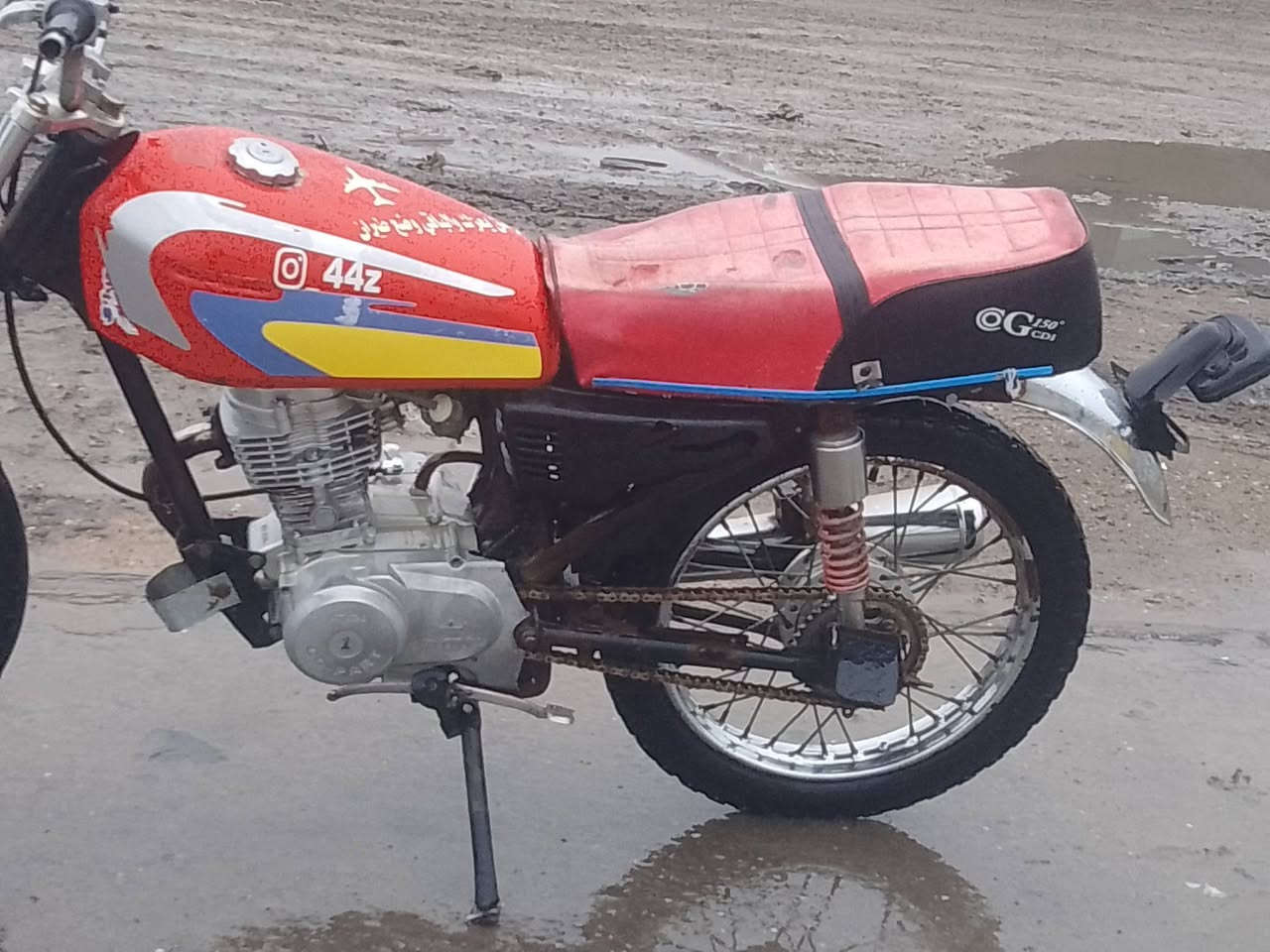 السلام عليكم
السلام عليكم 
ماطور ايراني اربعه كير للبيع 
المكينه ناره شرط لا دخان ولا صرف الماطور رقم1 الويلا جدد التواير جدد الشاصي شرط لا عواج ولا بي قطره لحيم تجي تشغل او تطلع السعر 200او بي مجال قليل


**إذا كنت صاحب هذا الإعلان وتريد حذفه لأي سبب، رجاءا أرسل رسالة إلى الدعم الفني**