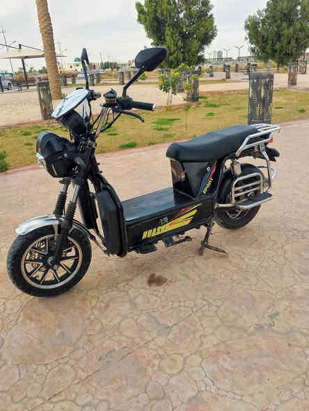 دراجه نوع جبلي للبيع سعر 425 وبيه مجال للشراي بطاريات يقرن 10 بس وحده تقره 7 كهربايات شقاله للستفسار ***********. ***********
