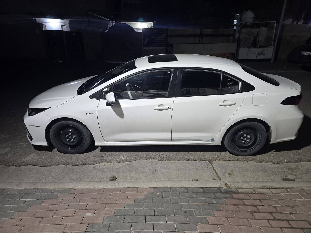 سلام عليكم
كورلا هايبرد 
موديل ٢٤
ماشيه ٨١
مكاني كربلاء 
مكفوله 
***********
