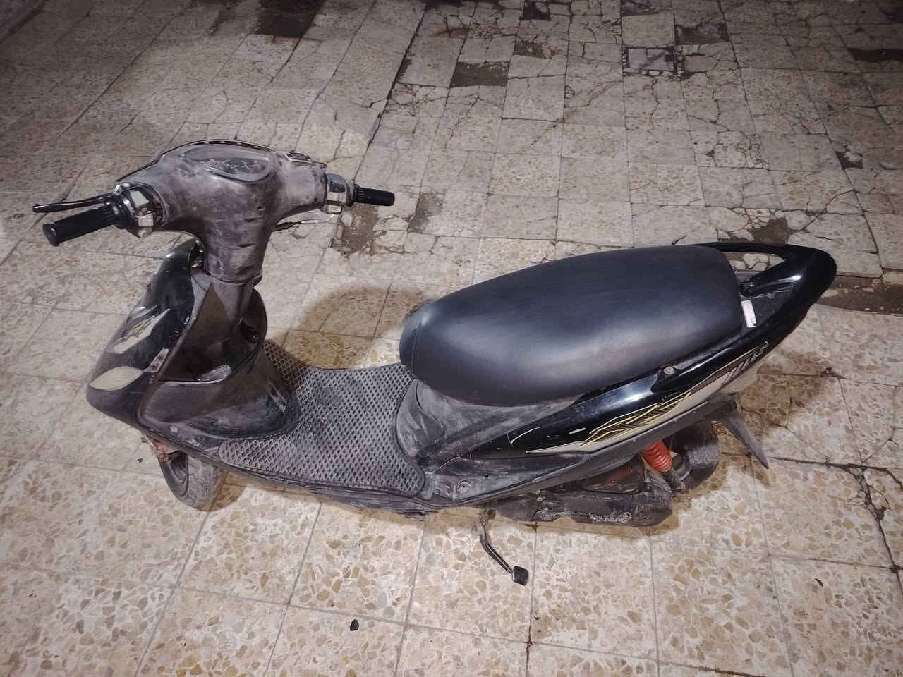 للبيع دراجه ماكس
شغاله سلف وهند المكان الورفلي السعر 550 وبيه مجال الشراي يجي بي خير ويدلل الرقم ***********
