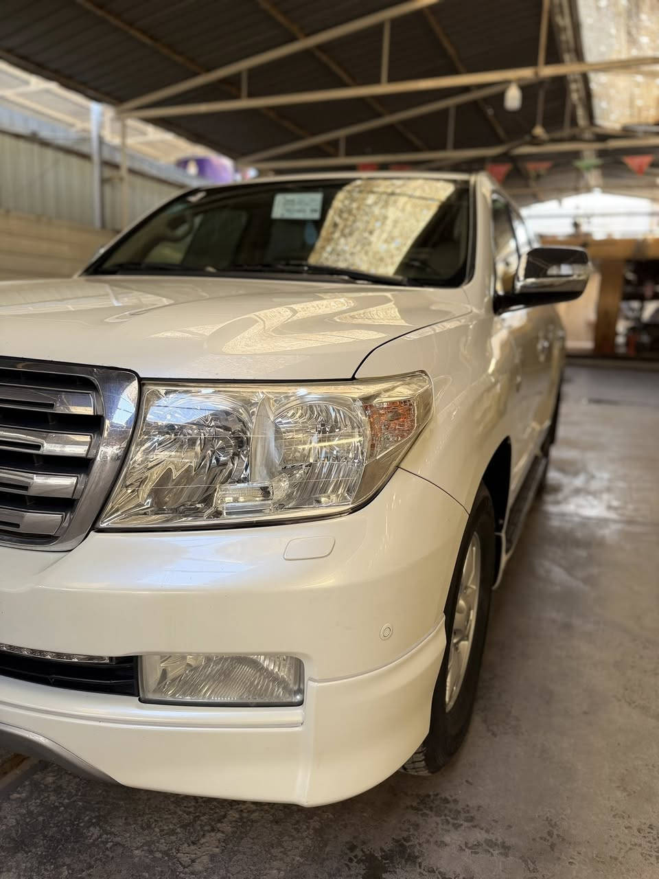 سلام عليكم للبيع لاندكروز 2011 ستينيه اصل رقم بغداد مكفوله كفاله عامه ماشيه163 حقيقي تحويل مباشر فول واحد على واحد  مكان سياره بغداد سعر سياره 340 وبيهه مجال بصيط اي ستفسار اتصل وخادم ***********
