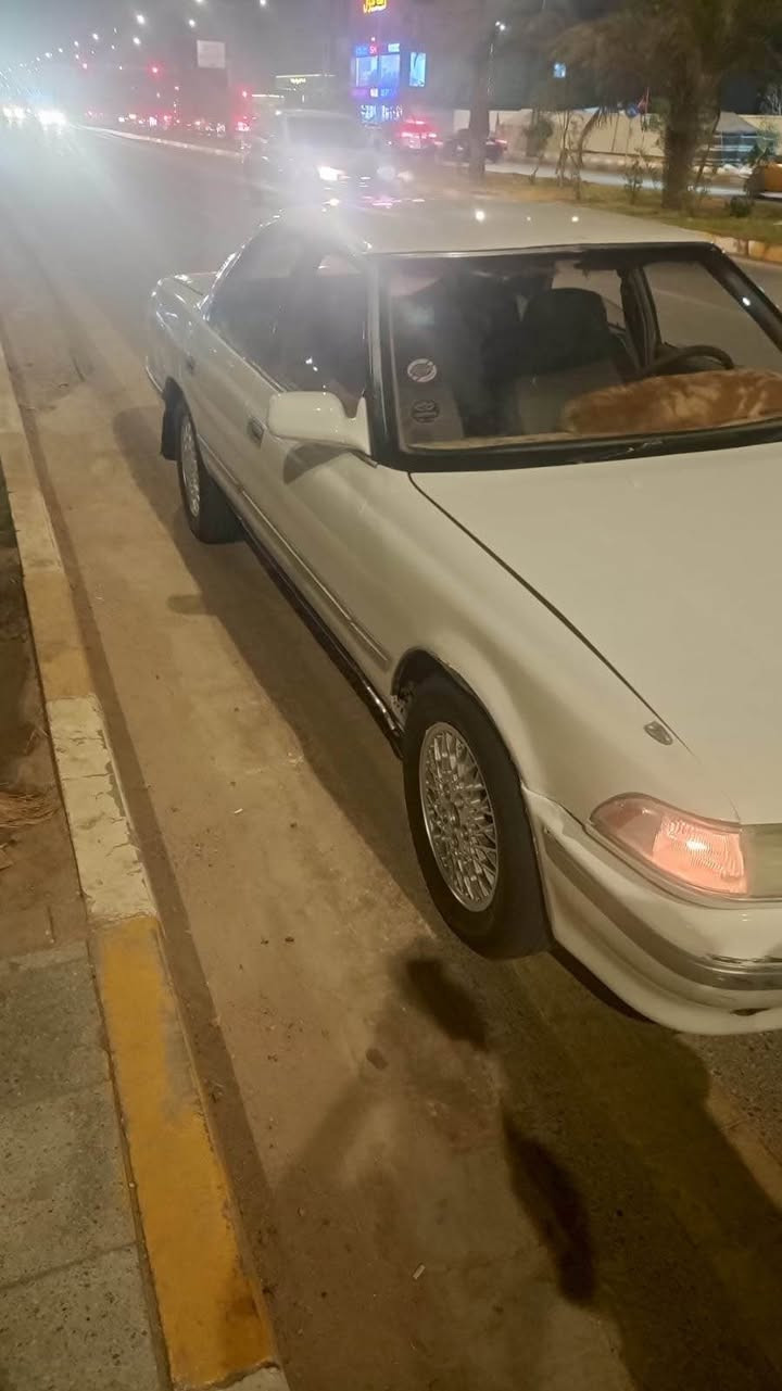 السلام عليكم 
مارك موديل 91 رقمها بصره انگليزي
سنويتها لل31 وهزتها ل27 
بيع مستعجل گير مكينه حداديه غرفه جدد
تخم تاير تحويل ثاني يوم 
مكفوله من الصبغ والگص ونقل الجثه 
كهربائياتها كله شغاله 
تحويل مباشر إذا ماتحول مباشر لاتخابرني
العنوان الناصريه المركز 
السعر 40 وبيها مجال بسيط 
التواصل ع رقم فقط لان مكلف بالنشر
*********** ناصرية, ذي قار

