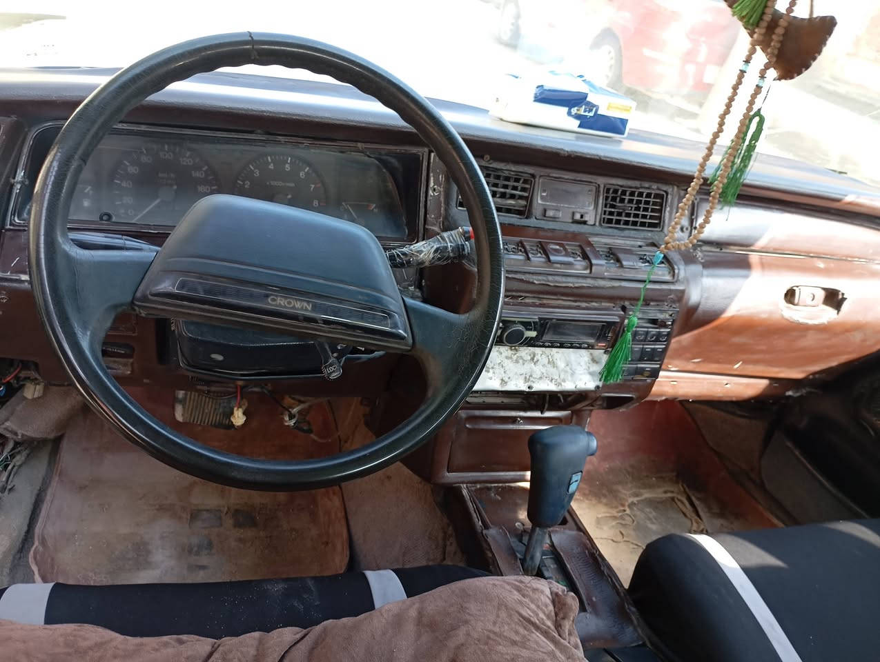 السلام عليكم  سياره هارتوب موديل 92  السعر 16 وبي مجال قليل  مكان سياره ناصريه الا ستفسار ع رقم ***********
