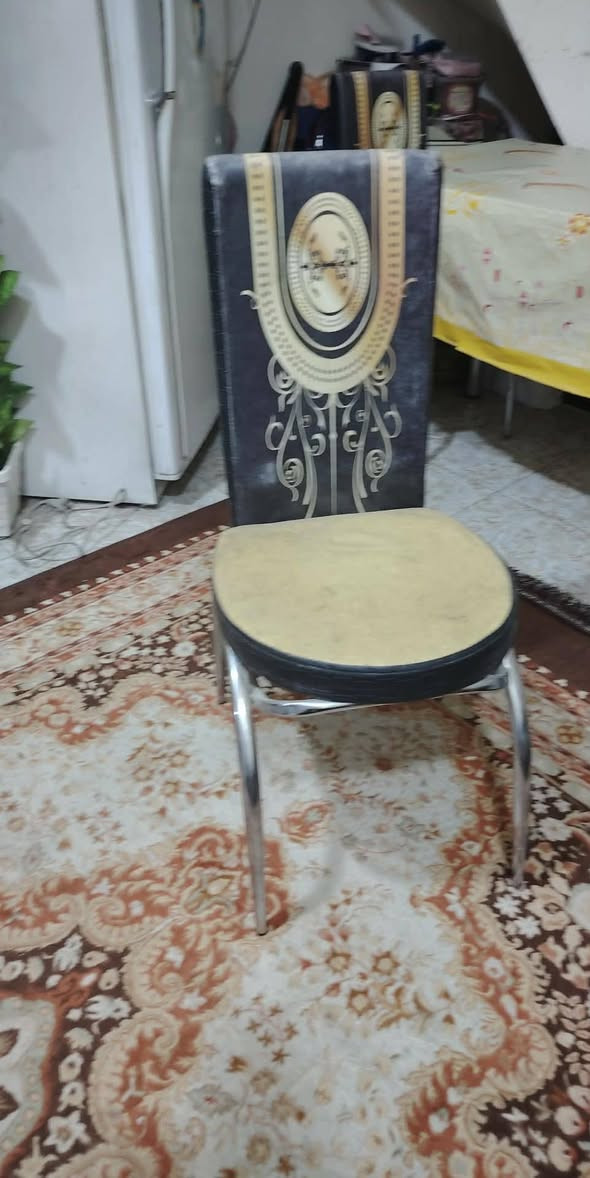 ميز يتكبر ويتصغر ويا6كراسي اي ضرررمابي السعر 100 المكان الدوره


**إذا كنت صاحب هذا الإعلان وتريد حذفه لأي سبب، رجاءا أرسل رسالة إلى الدعم الفني**