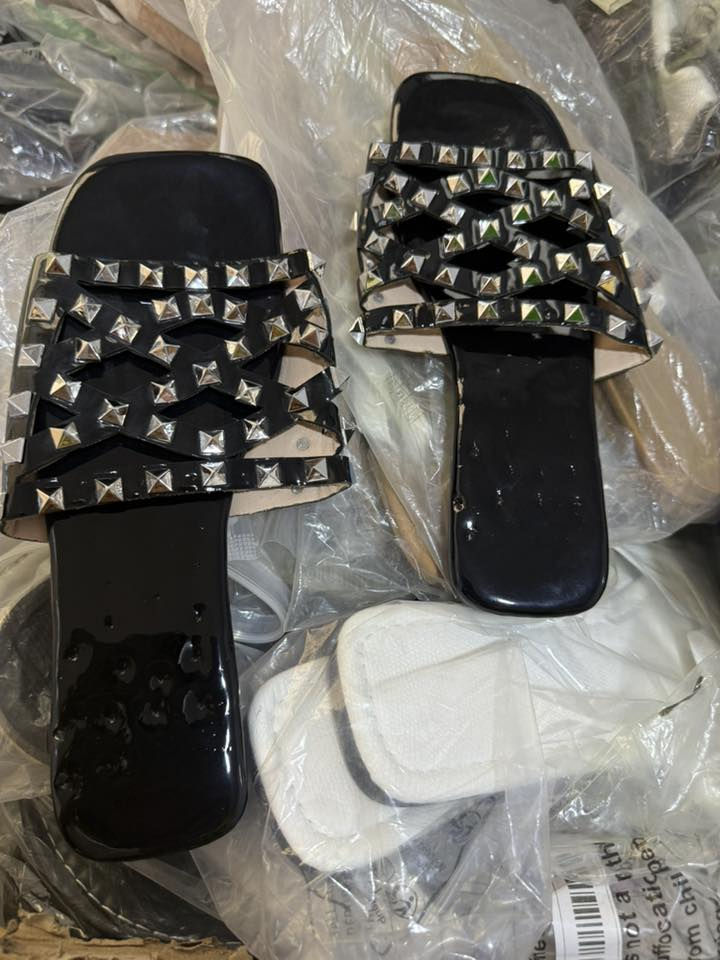 سلبرات شي ان يوجد مفرد وجملة للحجرز المراسلة خاص يتوفر توصيل لجميع مناطق العراق


**إذا كنت صاحب هذا الإعلان وتريد حذفه لأي سبب، رجاءا أرسل رسالة إلى الدعم الفني**