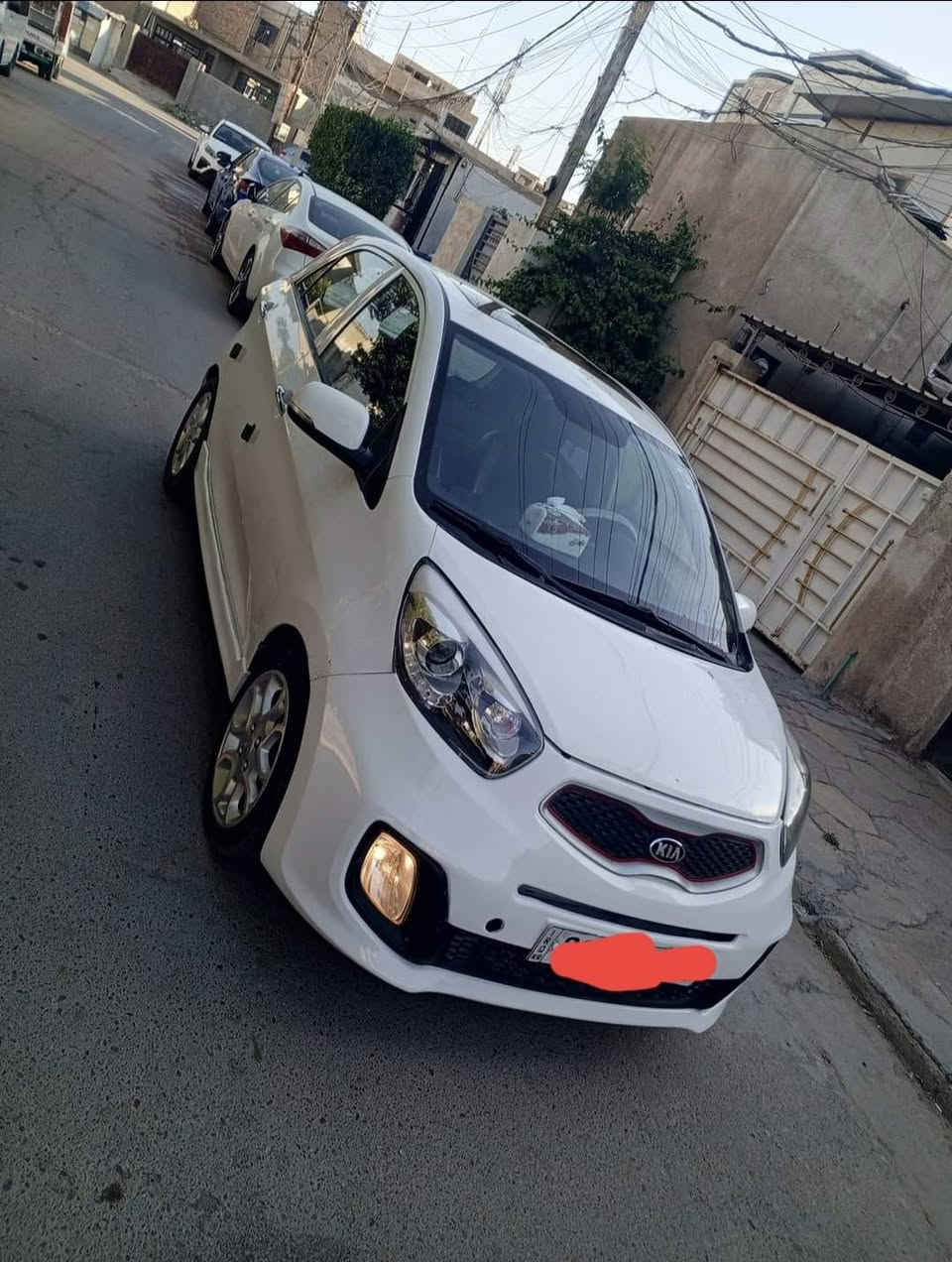 سلام عليكم 
كيا بيكانتو 2015 Gte line فول مواصفات 1/1
محرك جبير ٤ سلندر مواصفات فتحه بصمه لدات امامي خلفي كشنات جلد ومخمل تحكمات ستيرن حساس خلفي يدات نيكل اشاير بلمري مري شفط شاشه كاميرا تبريد بيانو فول اعلى مواصفات بدون صبغ بيها مكانين بارد صغار ممبينات رقم اربيل تريد تحويل او وكاله السعر 92 وبيها مجال مكان سيارة بغداد دورة للاتصال ***********/***********
