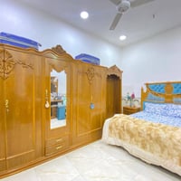 غرفة نوم • للبيع • أثاث