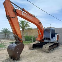 للبيع حفارة 2 موديل 93 ✅  رقم الماني تحويل مباشر 💚  محرك ومضخة وحدادية...