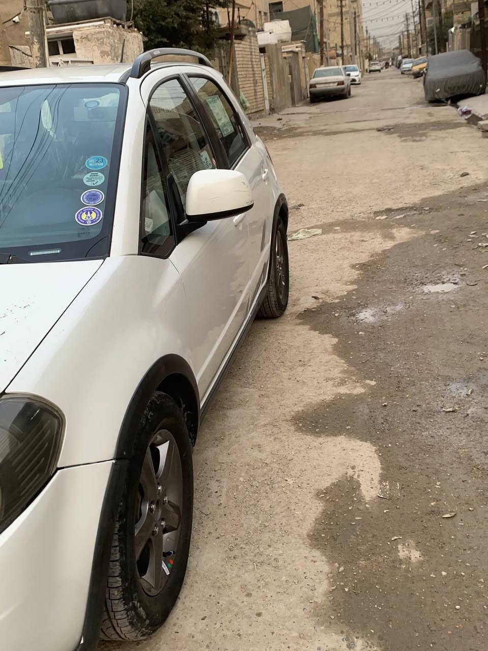 سلام وعليكم
سازوكي sx4 2009 وارد امريكي
حادثها بس جاملغ خلفي صفحت السايق بدون دواخل
سيارة خير من الله مابيها اي نواقص مكينة گير صدر تبريد ثلج تخم تاير  سيارة جاهزة على اربعة وعشرين حباية
رقم انگليزي ديالى باسمي مشروع وطني 
عنوان السيارة بغداد 
للتواصل ***********
