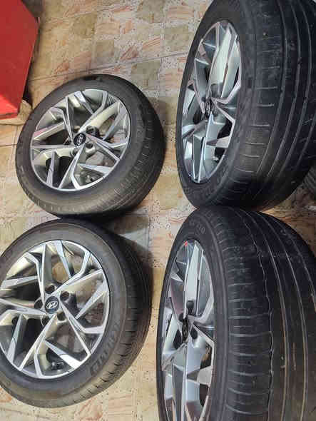 تخم ويل كب كروم كوري الاصلي ابو الختم حجم 17شرط الفحص بلبلنص لاعواج ولاتصليح حتى شخط مابيهن جدد  مال سوناتا موديل 23 مع تخم تاير حجم 17.55.215نضافه 60بلميه بيع او مراوس السعر 425قفل مكاني نجف مكتب الرشيد ***********
