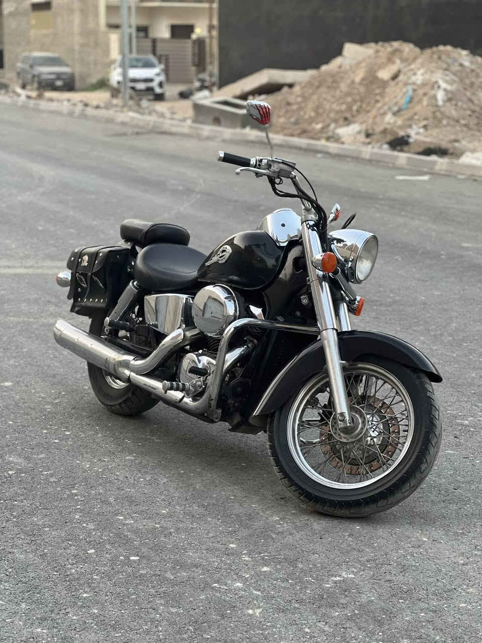 هارلي شادو للبيع السعر 15 $ الدراجة نظيفة محرك وكير كل شيء ما بيها عنواني الدورة بغداد الاتصال *********** اتصال فقط للاستفسار
