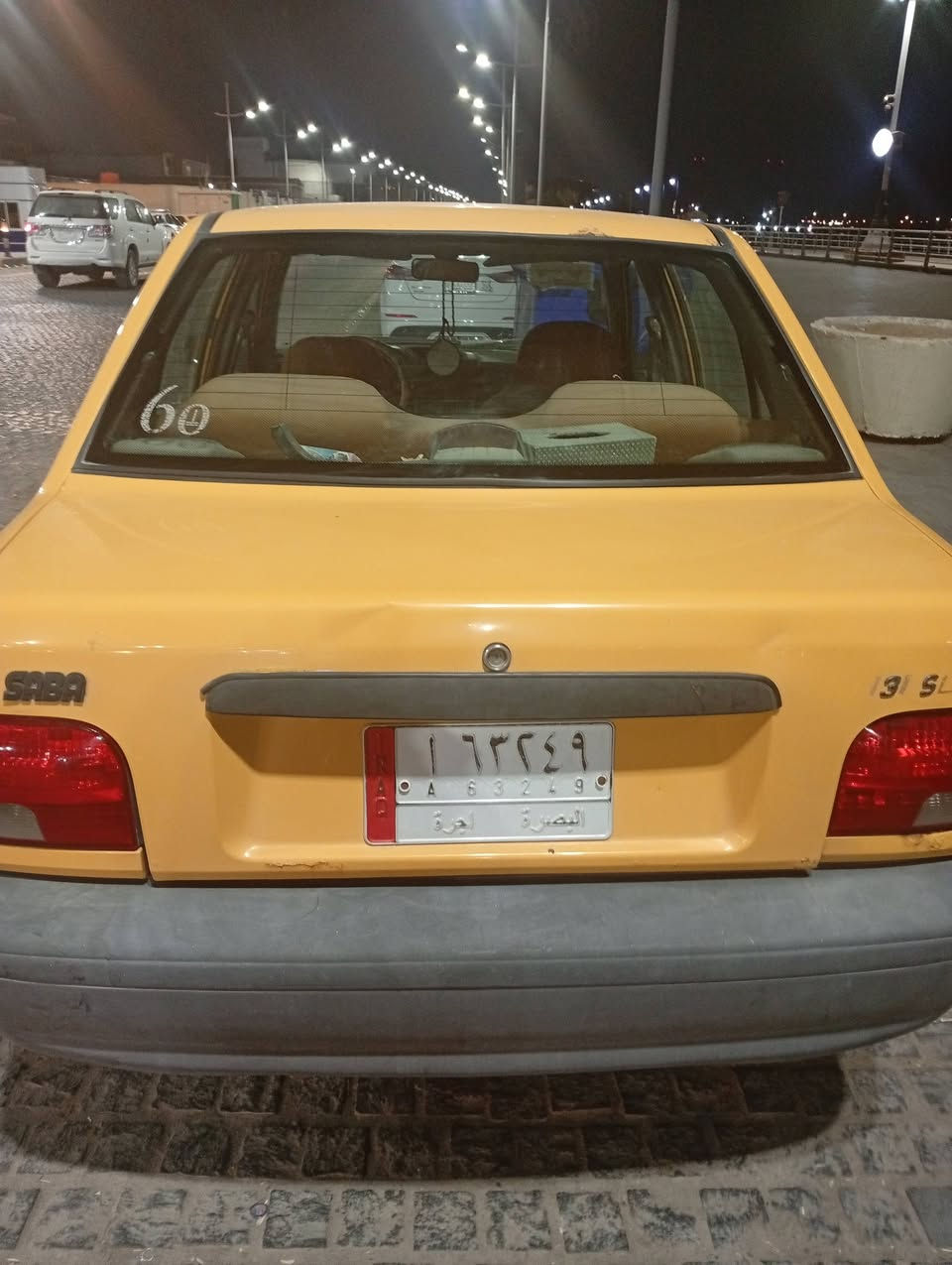 سياره حلو نظيفه موديل ٢٠١٦ لسعر ٣٥وبيها مجال بسيط 
للاستفسار على الرقم ***********
