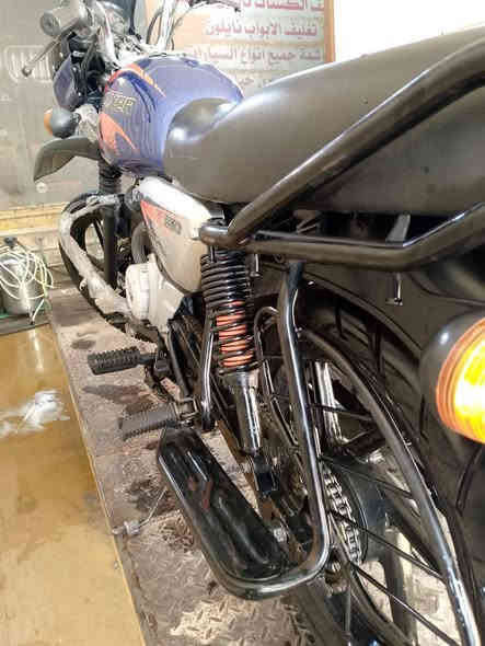 سلام عليكم دراجه بوكسر للبيع موديل 2023 مرقم انكليزي جديد بسمي تحويل مباشر علمن الدراجه البارحه جفتت يم الشركه مال بجاج ومكفوله كفاله عامه وين متريد افحص عنوان بغداد صليخ والدراجه ماشيه 8 الف السعر مليونين و 300 وبيها مجال التواصل واتساب فقط ***********
