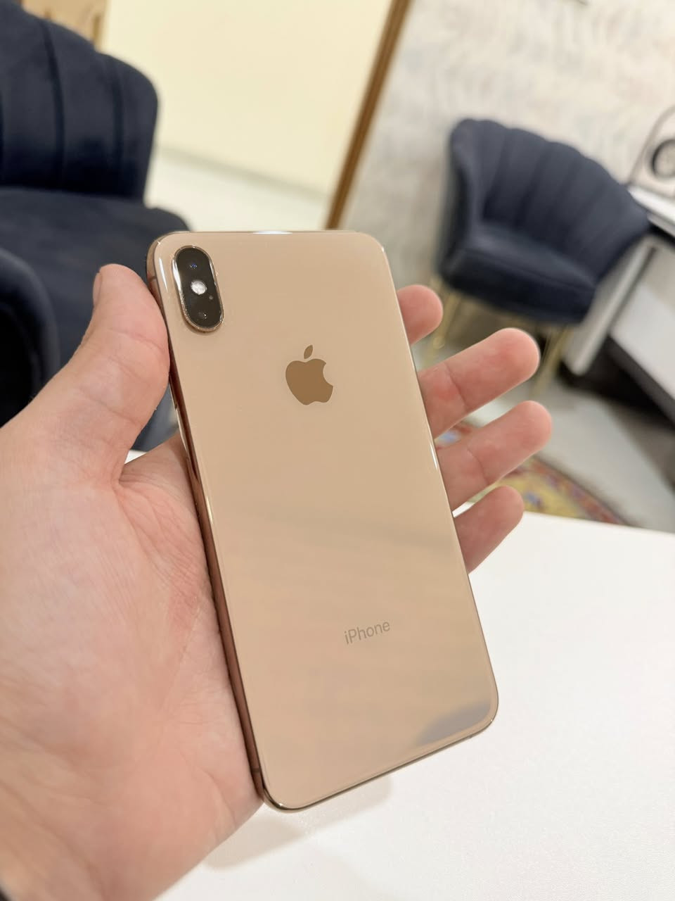 ايفون xMax ذاكرة 512
الجهاز نضيف زلغ مابي 

كاميرة خلفيه وفلاش واكفات 

بطارية 81‎%‎ بلاديه 

كلشي بي شغال عده الي ذكرتهن  الجهاز نضيف 

السعر 235 الف وبي مجال بسيط 

عنواني بغداد حي العدل 

***********
