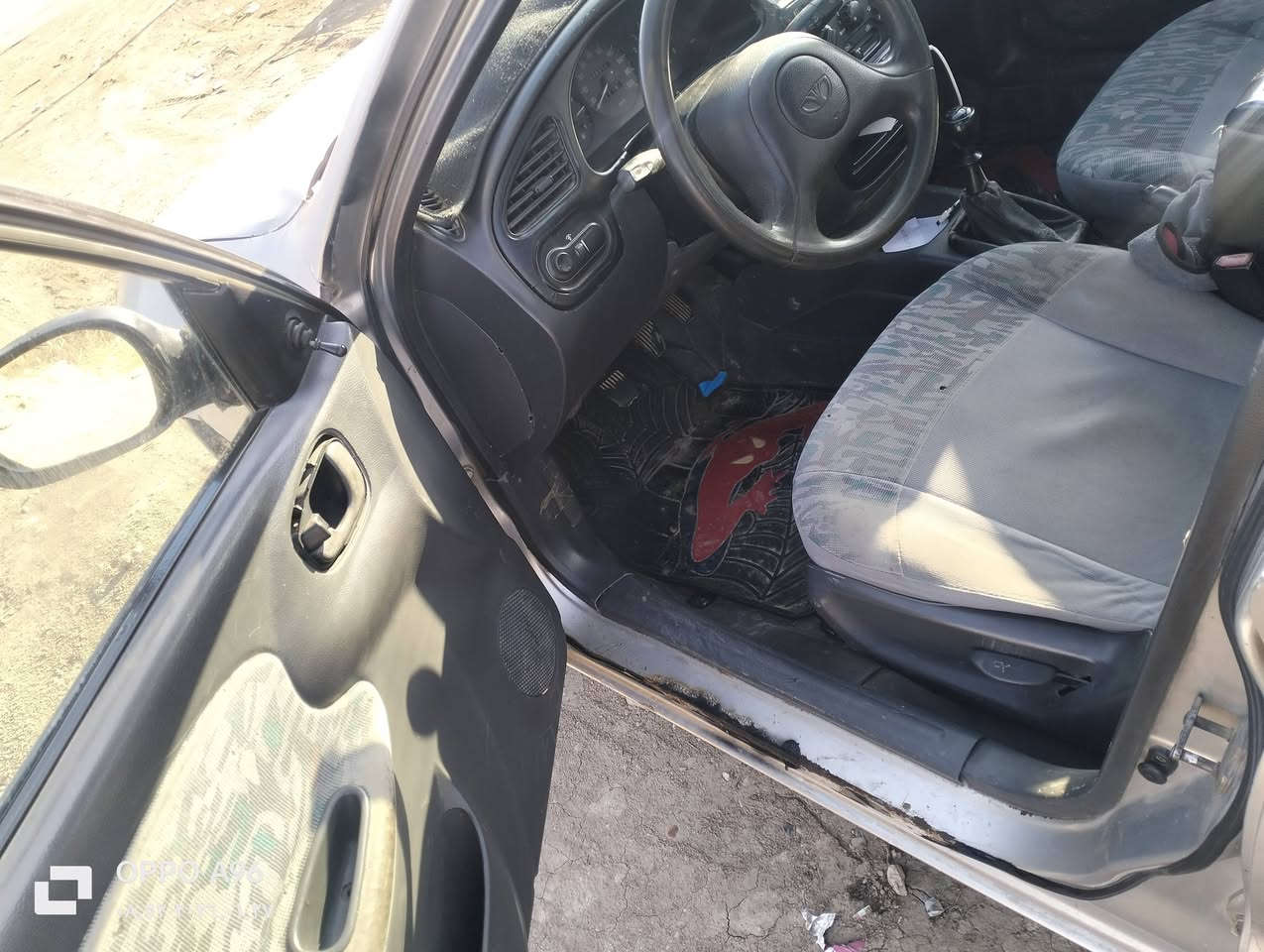 دايو لانوس موديل 98 (بسمي)
 محرك كير مكفولات كفاله عامه بمعنه الكلمه
محرك مفتوح
صدر كله جديد تخم تاير
 تدفئه تبريد ويه السويج شرط
سنتر لوك ريمون
شرط التحويل ثاني يوم
سعر ٣٣ ورقه أو بيه مجال 
*********** واسط الكوت
