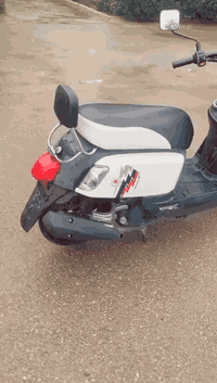 من رخصه الادمن دراجه بوليس نوع مسطره  موديل 2011  نازله من الرمبه صاله...
