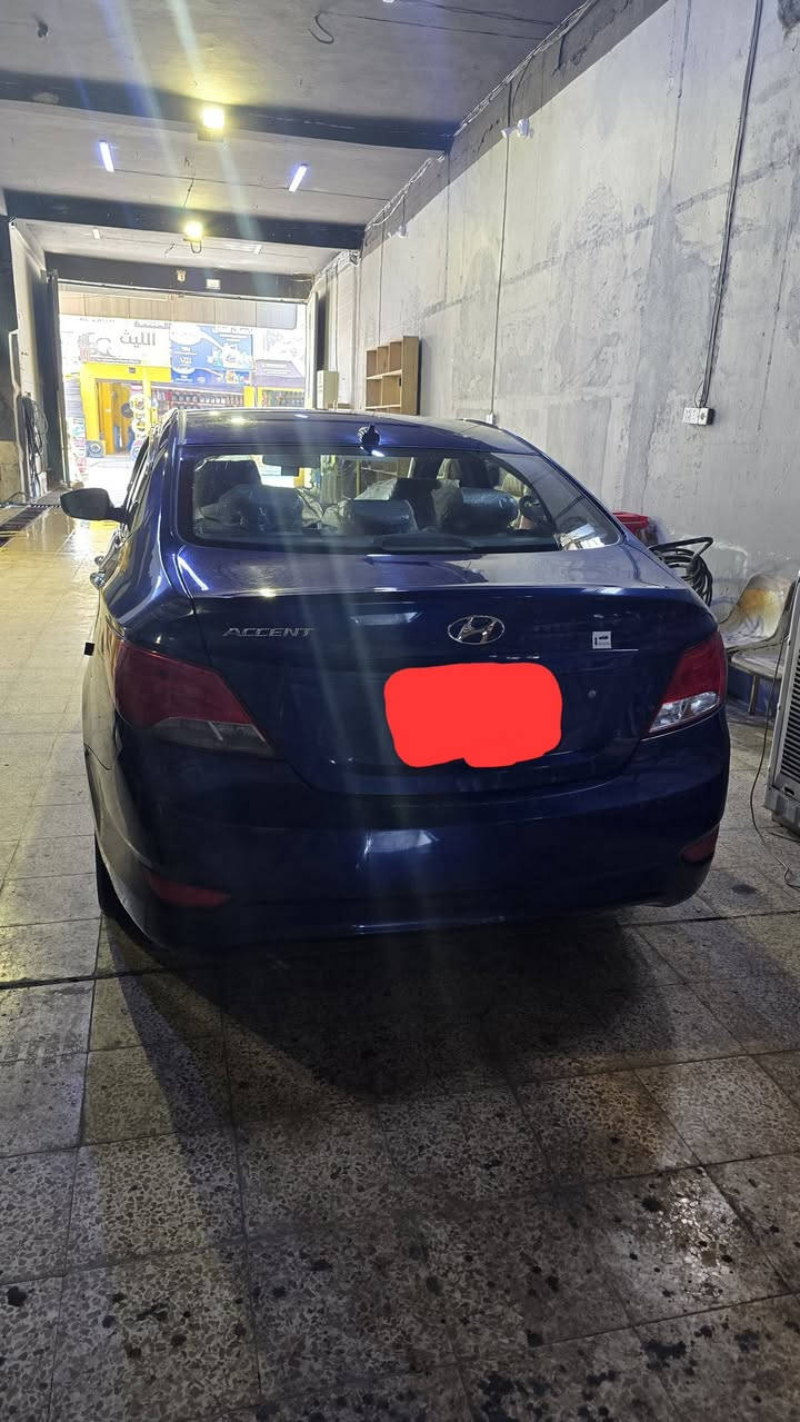 سلام عليكم
اكسنت ٢٠١٧ وارد امريكي
السياره فول مواصفات وحلوه ومايعوزها مصرف
رقم نينوى انكليزي  ( شرط التحويل) تبريد. مشالله ثلج 
السياره ضررها باب السايق وجاملغ الكدام السياره ليبل واحد كلها اخوان سعرها مناسب (١٠٦) شاري تعال شوفها وبيك خير وتدلل
***********
