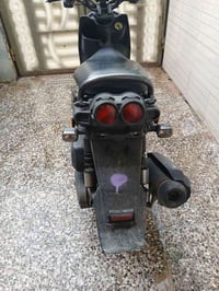 الدراجة لبيع السعر خاص 07702785754