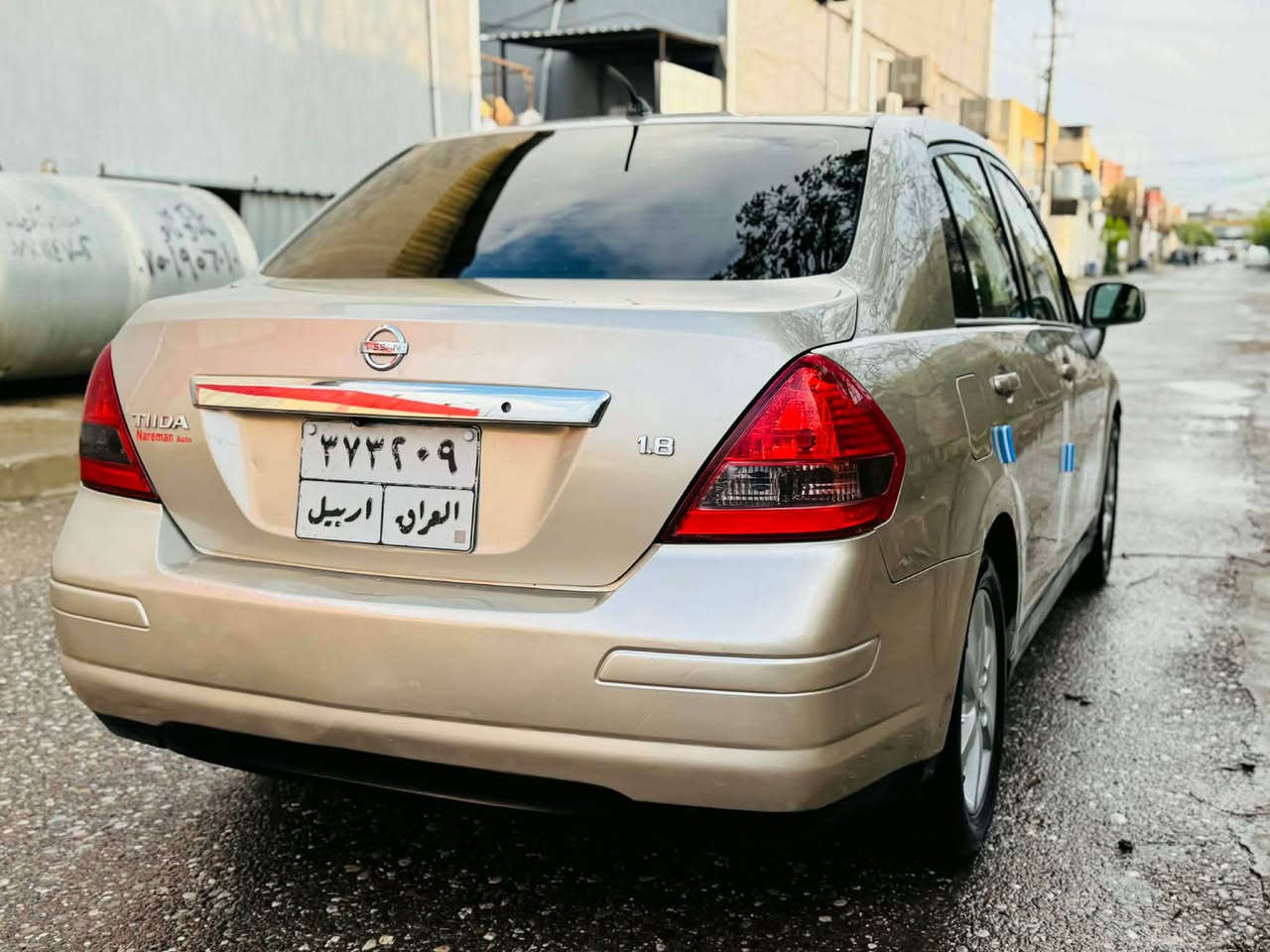 نيسان تيدا 2011 وارد خليجي مكفوله من الحادث بدون صبغ جاهزه من كلشي محرك 18 المرغوب كلش حلوه ونظيفه تحويل شرط سعر 88ومجال عنوان اربيل 
***********
***********
نيسان تيدا 2011 زور خاوين بى بوياغ مه كينه كه ورا توماتيك وته بريد وتحديد سرعه فوليوم سعرى 88ورقه ومجال شوين هه ولير أربيل, العراق
