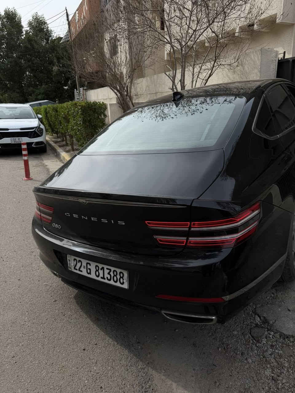 السلام عليكم
جنسس g80 
موديل 2021 🔥
اربعه سلندر محرك 2.5 تيربو 
السياره كلين بدون حادث فقط بيها شخط بجاملغ الامامي وصابغي على كده يعني نكدر نكول كلير بيها 
السياره مناقصها ايشي تخم تايرات دسكات كله جديد مصارلي شهر  مـَن شديتهن 
للاستفسار 
***********
